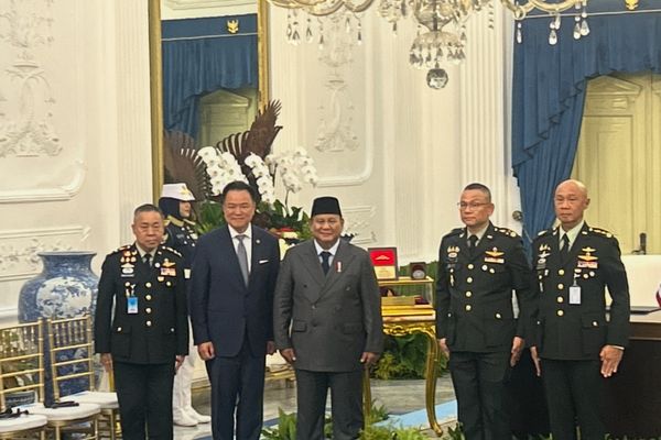 Prabowo Terima Lencana Kehormatan dari Komando Perang Khusus Thailand