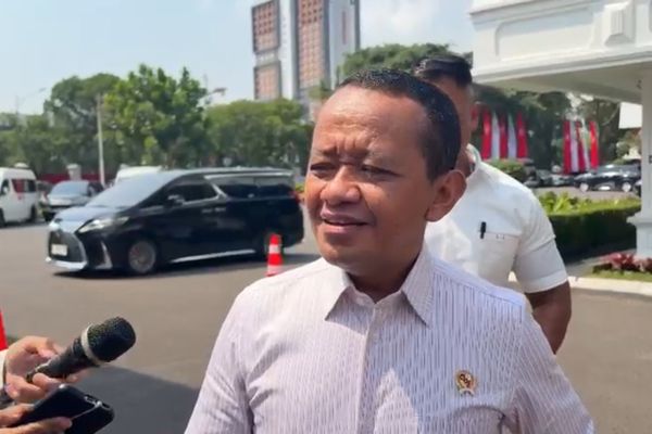 Bahlil Pastikan Harga BBM Subsidi Tak Naik, Non-Subsidi Ikuti Harga Minyak Dunia