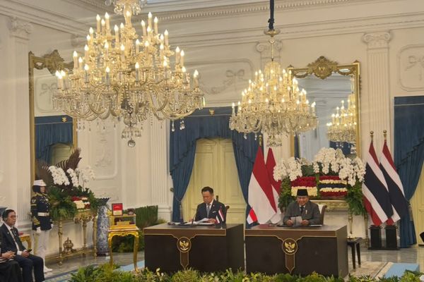 Presiden Prabowo Subianto dan Perdana Menteri Thailand Anutin Charnvirakul Saat Join Statement di Istana Merdeka