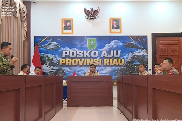 Prabowo Subianto rapat koordinasi Kebakaran Hutan (Karhutla)