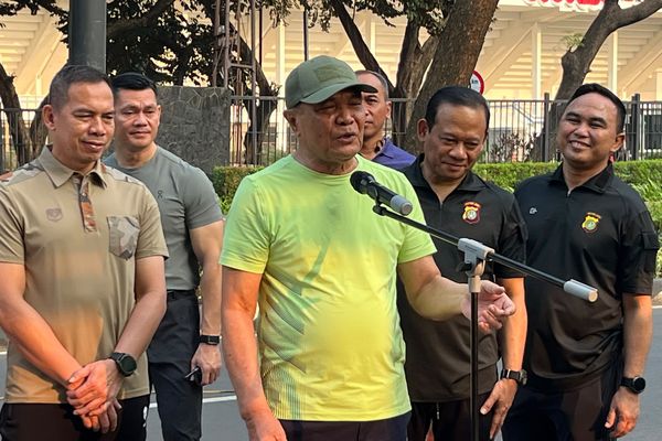 Menko Polkam Jalan Pagi Bersama Jelang Demo 27 Agustus di DPR