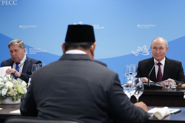 Bertemu Putin, Prabowo Tegaskan Pentingnya Rusia Sebagai Mitra Indonesia.