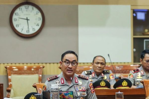 Calon Kepala Kepolisian Negara Republik Indonesia (Kapolri) Komisaris Jenderal Polisi Suyudi Ario Seto menjalani uji kelayakan dan kepatutan di Komisi III DPR, Kompleks Parlemen, Senayan, Jakarta, Kamis, 1 Oktober 2026.