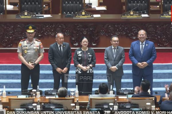 Rapat paripurna DPR RI setujui Komjen Suyudi Ario Seto sebagai Kapolri pengganti Listyo Sigit Prabowo. 