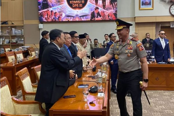 Komisaris Jenderal Polisi Suyudi Ario Seto menghadiri uji kelayakan dan kepatutan sebagai calon kapolri di Gedung DPR, Jakarta, Kamis (1/10/2026). (ANTARA/Fath Putra Mulya)