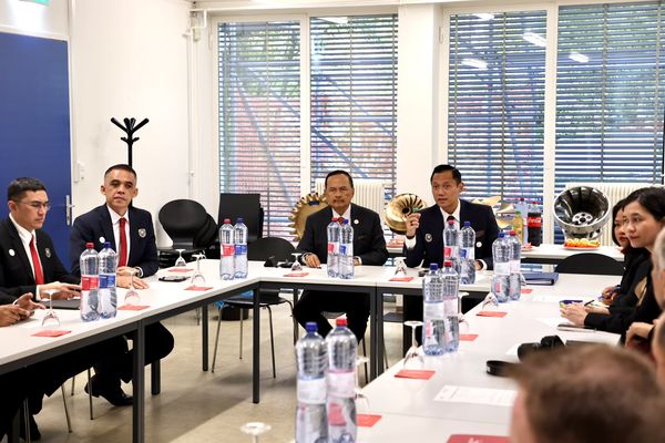 Kunjungi EPFL Hydropower Laboratory Swiss, Menko AHY Dorong Transformasi Infrastruktur PLTA untuk Topang Energi Terbarukan