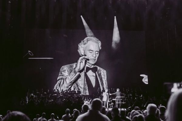 MUI Minta Pemerintah Batalkan Konser Andrea Bocelli
