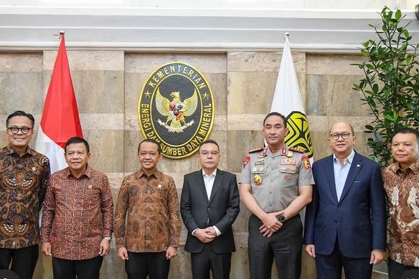 Rakor Perdana Menko Bahlil Dihadiri Dasco, Kepala BIN, CEO Danantara, Hingga Kapolri