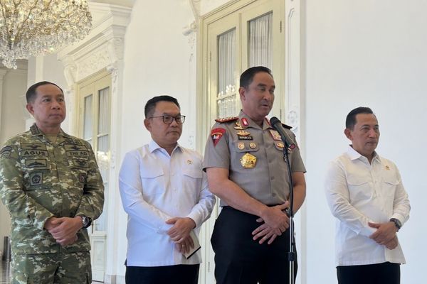  Kapolri Jenderal Suyudi Ario Seto 