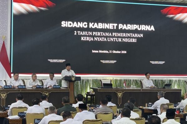 Prabowo Subianto dalam Sidang Kabinet Paripurna