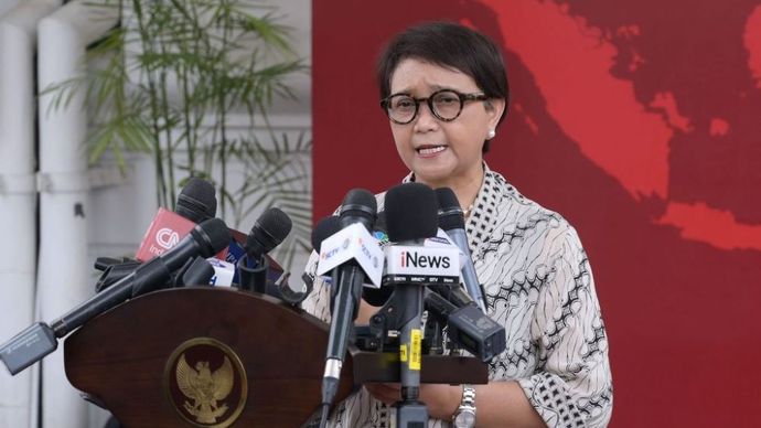 Menteri Luar Negeri Retno LP Marsudi memberikan keterangan pers, Selasa (16/04/2024), di Kompleks Is