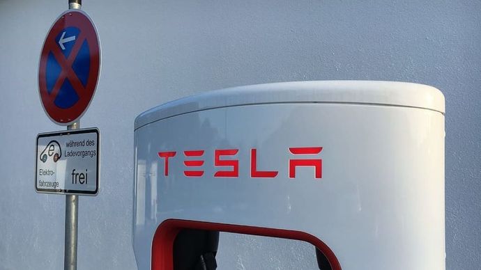 Tesla milik Elon Musk menggugat perusahaan India akibat melanggar merek dagangnya dengan menggunakan nama &quot;Tesla Power&quot; dalam mempromosikan produknya. (Foto: Istimewa) 