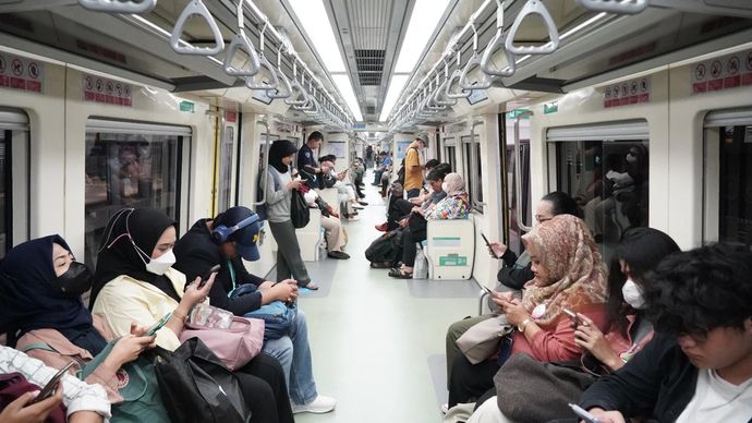 baru beroperasi 10 bulan, jumlah penumpang LRT Jabodebek tembus 10 juta