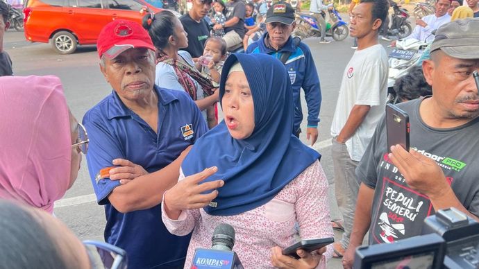 Ibu korban luka berat atas nama Suci Rahmawati. 