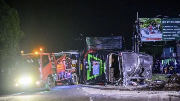 Bus pariwisata yang kecelakaan di Subang, Jawa Barat. (Antara) 