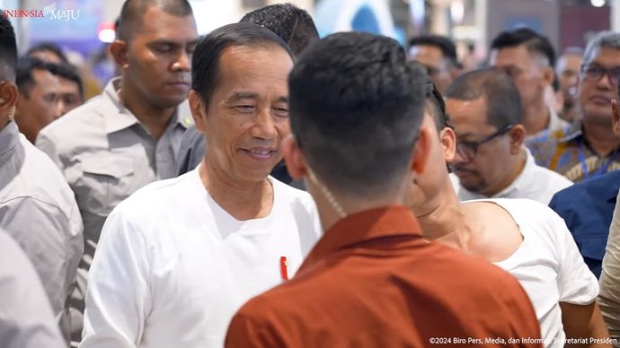 Presiden Joko Widodo Sapa Warga Kendari