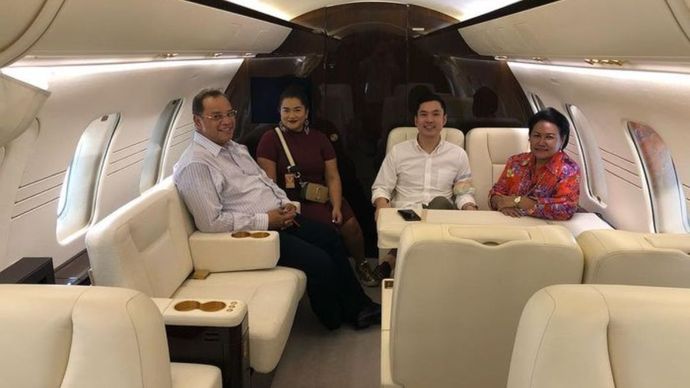 Harvey Moeis tengah duduk di jet pribadi yang disebut miliknya. (Instagram) 
