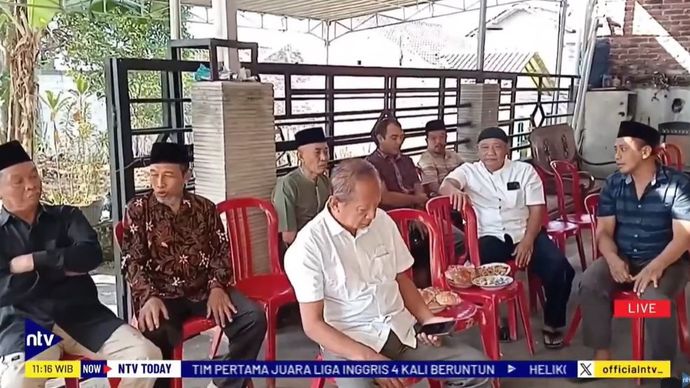 Rumah duka almarhum Pulu di Dusun Ngasem, Desa Jetis, Kecamatan Bandungan, Kabupaten Semarang, Jawa Tengah (Jateng), juga telah dipenuhi keluarga, kerabat, tetangga, dan kerabat yang bertakziah. 