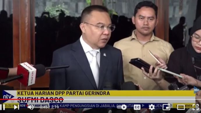 Ketua Harian DPP Partai Gerindra, Sufmi Dasco memberikan keterangan pers terkait program makan siang gratis Prabowo-Gibran/Foto: tangkapan layar NTV