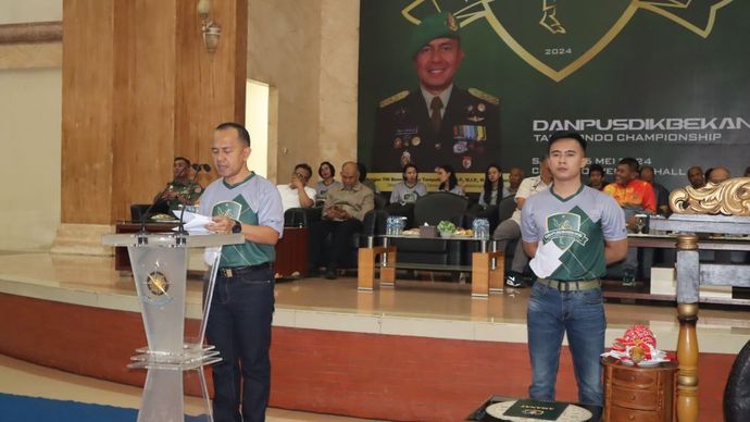 Danpusdikbekang yang juga menjabat sebagai Dircab Pusbekangad Brigadir Jenderal Benny M Tampubolon, S.I.P., M.I.P. M.Han saat membuka Danpusdikbekang Taekwondo Championship 2024 di Gedung Cimahi Convention Hall Jalan Raden Demang Harjakusumah, Cimahi, Jawa Barat/ist