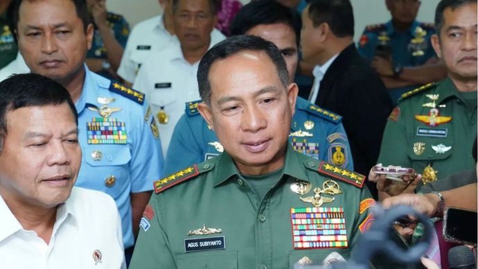 Wamenham bersama Panglima TNI Jenderal Agus Subiyanto <b>(Instagram @91agussubiyanto)</b>