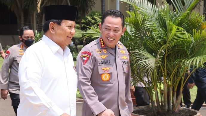 Menhan Prabowo Subianto dan Kapolri Jenderal Listyo Sigit Prabowo. (Antara) 