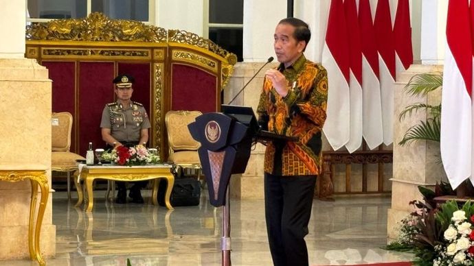 Presiden Joko Widodo memberikan pengantar pada Sidang Kabinet Paripurna di Istana Negara, Jakarta, Senin (24/6/2024). ANTARA/Yashinta Difa Pramudyani  <b>(ANTARA/Yashinta Difa Pramudyani)</b>