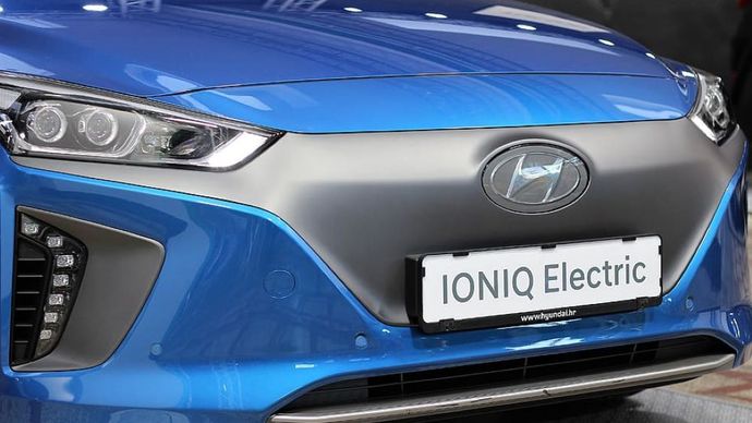 Ilustrasi. Mobil listrik Hyundai Ioniq. (Foto: Pxfuel)