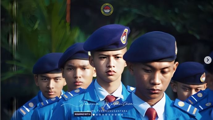Siswa SMA Taruna Nusantara