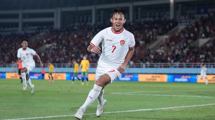 Timnas Indonesia U-16 merebut peringkat ketiga Piala AFF U-16 2024 usai mengalahkan Vietnam dengan skor 3-0.