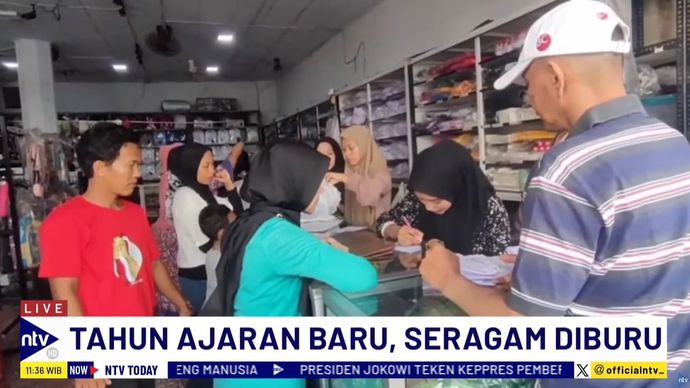 Penjualan seragam sekolah di Kota Serang melonjak 80 persen menjelang tahun ajaran baru 2024. 