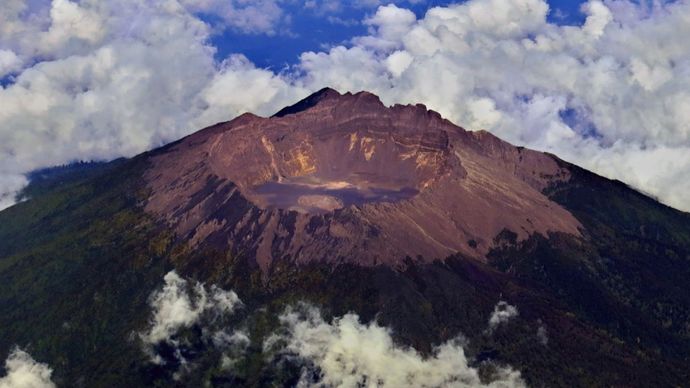 Gunung Raung <b>(Google Maps)</b>