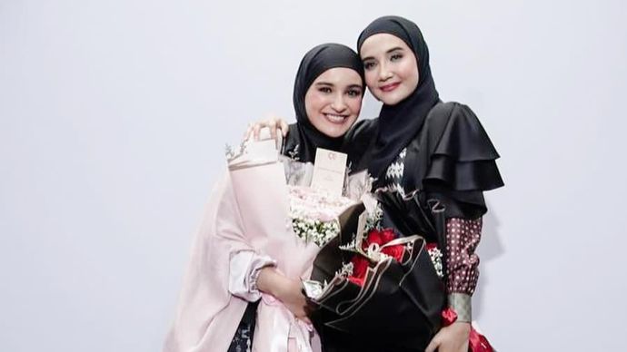 Zaskia Sungkar, Shireen Sungkar