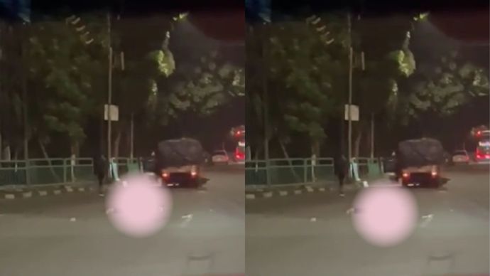 Kecelakaan tragis terjadi di perempatan Fedex, Jakarta Selatan. Seorang wanita terseret kurang lebih 15 meter di atas aspal.