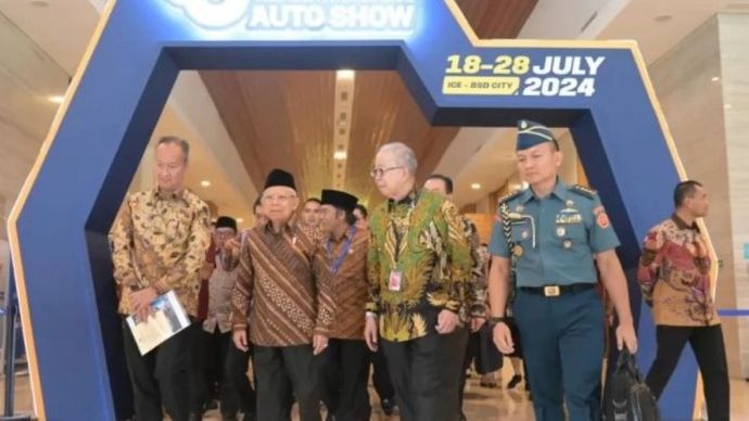 Wapres KH Ma'ruf Amin membuka Gaikindo Indonesia International Auto Show (GIIAS) 2024, ICE BSD City, Kabupaten Tangerang, Banten, Kamis (18/7/2024). (Foto: Setwapres) 