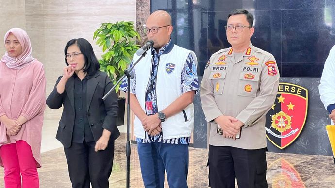 Bareskrim Polri menangkap pelaku baru kasus scam online jaringan internasional. 