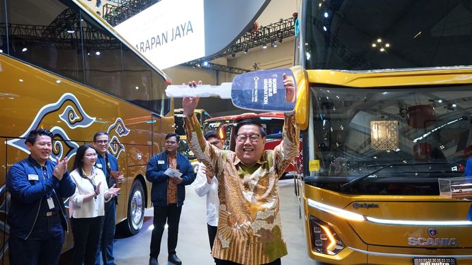 Deretan Bus Double Decker Mewah Harapan Jaya di GIIAS 2024