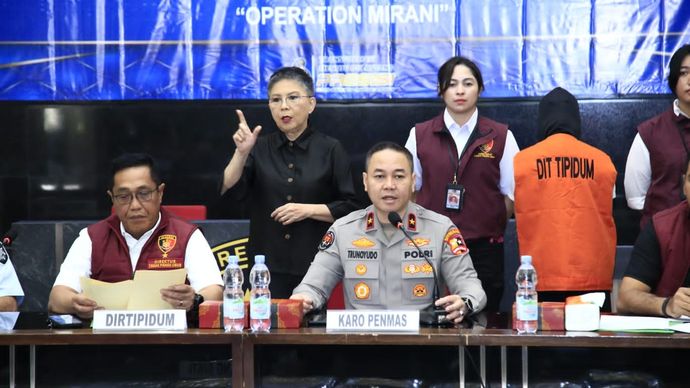 Konferensi pers Bareskrim Polri terkait pengungkapan kasus TPPO di Australia. 