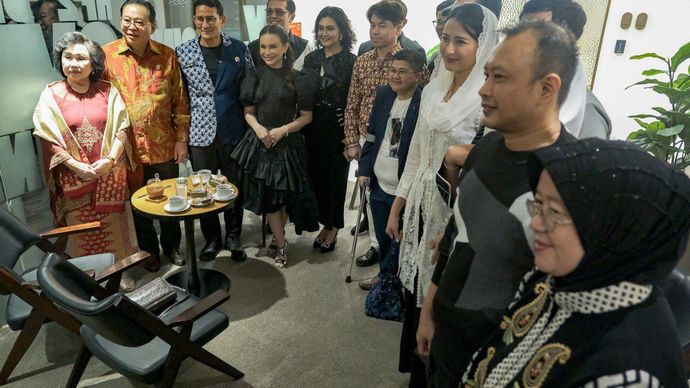 Sandiaga Uno Apresiasi Film Dokumenter Rossa <b>(Kemenparekraf)</b>