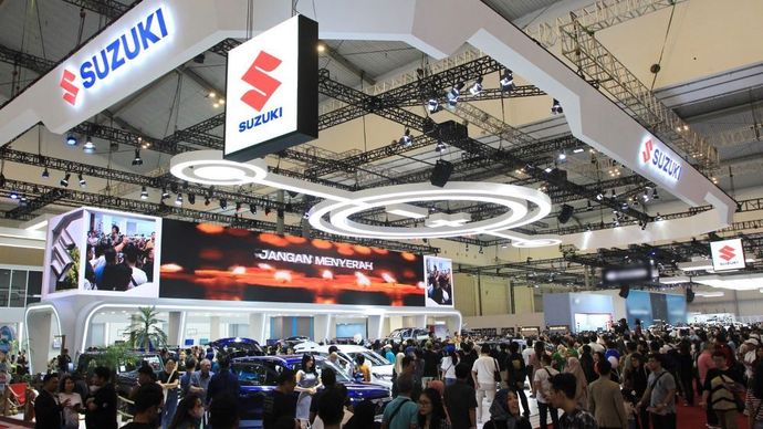 Pengunjung booth Suzuki Indonesia di GIIAS 2024. (Foto: Istimewa/Suzuki)