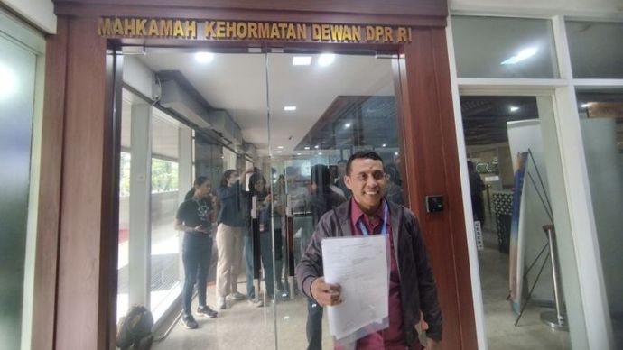 Ketua Padepokan Hukum Indonesia Musyanto di Kantor MKD DPR RI, Jakarta, Senin (5/8/2024).