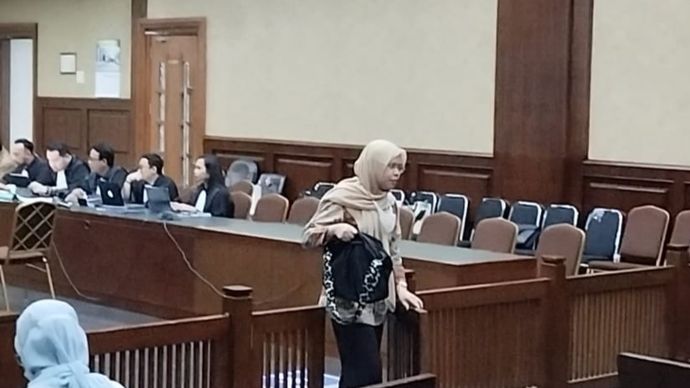 Fify Mulyani usai menyampaikan kesaksian. 