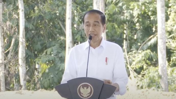 Presiden RI Joko Widodo memberi sambutan dalam &ldquo;Groundbreaking Nusantara International Convention Center and Hotel&rdquo; di IKN, Kalimantan Timur, Senin (12/8/2024). 