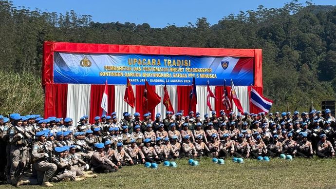 Sebanyak 150 personel Polri menjalani upacara pembaretan Pasukan Garuda Bhayangkara yang tergabung dalam kontingen FPU 6 Minusca berlangsung di Ranca Upas, Kabupaten Bandung, Jawa Barat, Selasa (13/8/2024).