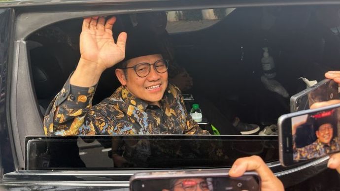 Ketua Umum PKB Muhaimin Iskandar saat memberikan keterangan sebelum memasuki Rumah Dinas Wapres di Jakarta, Kamis (15/8/2024).