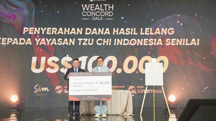 Jackie Chan di acara  Sinarmas Wealth Concord Gala