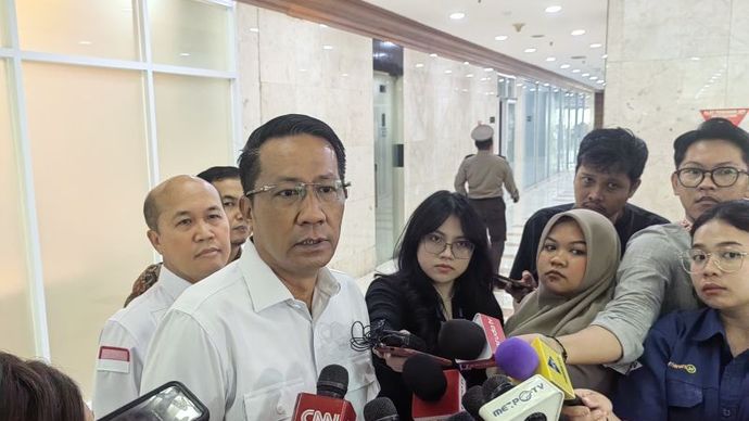 Menteri Hukum dan HAM (Menkumham) Supratman Andi Agtas usai menghadiri rapat dengan Komisi III DPR RI di Kompleks Parlemen, Senayan, Jakarta, Jumat (23/8/2024). 