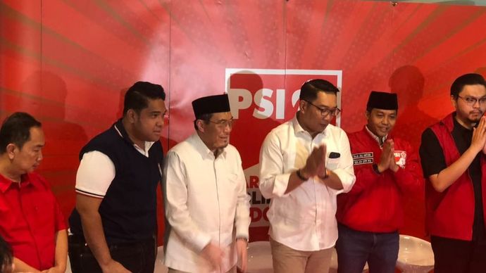 PSI Berikan SK ke Ridwan Kamil-Suswono ke Jakarta