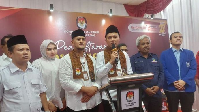 Faldo Maldini dan Mohammad Fadhlin Akbar mendaftar ke KPU Kota Tangerang Banten, Kamis (29/8/2024).