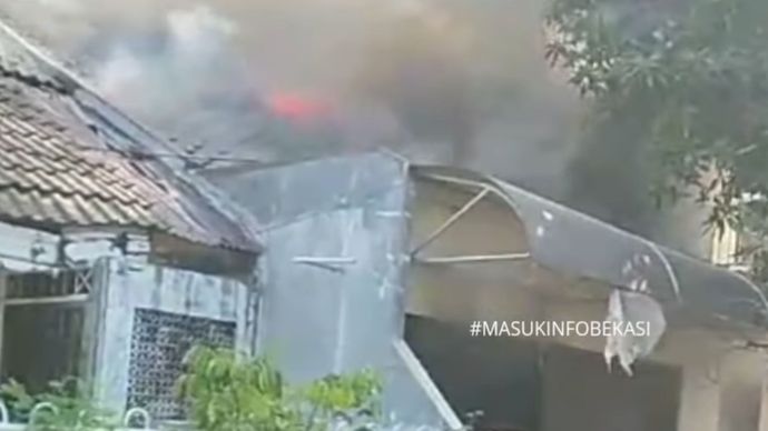 Rumah produksi bakpao dan dimsum terbakar